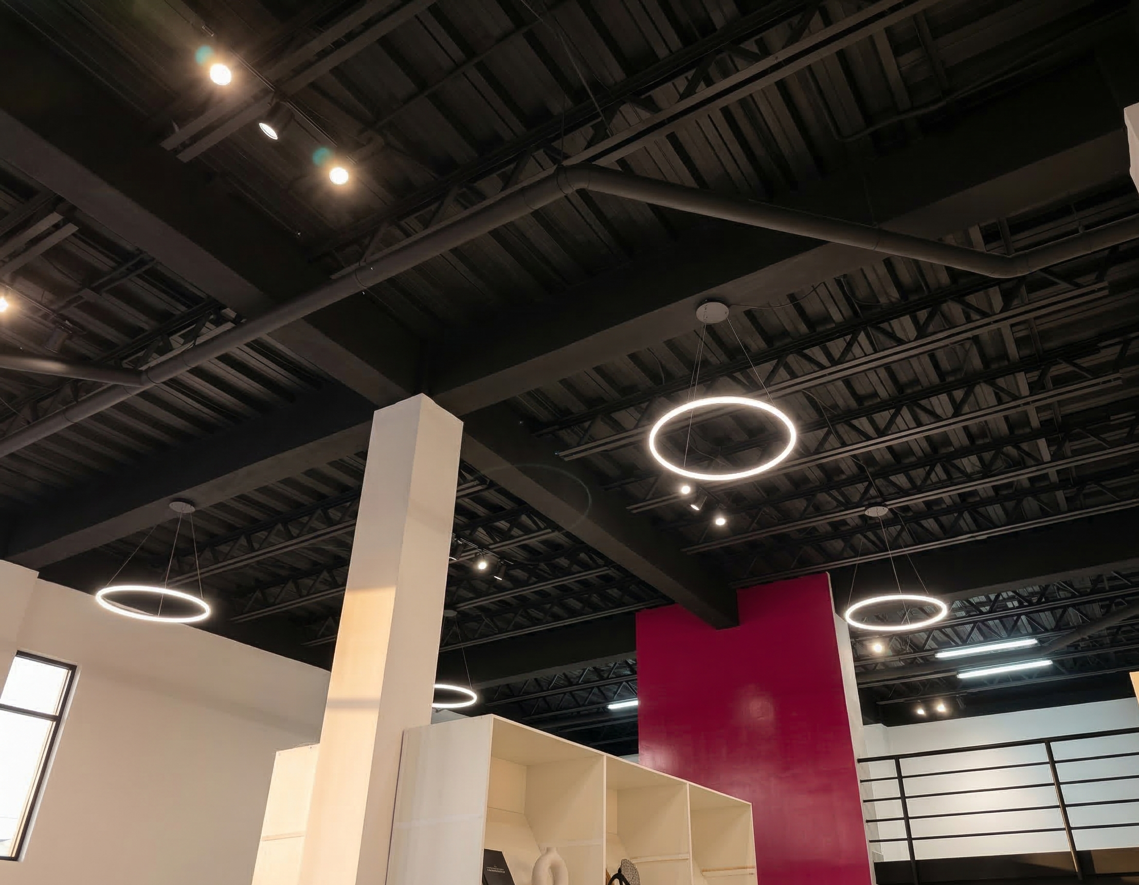 Foto de Centro Comercial Asfura